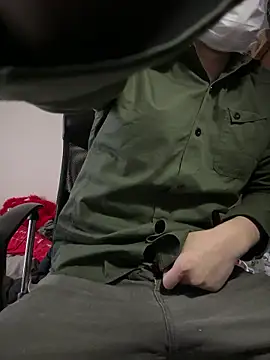 Snapshot of kentyken chatting on November 4, 2025, 4:49 am kentyken online show from November 4, 2025, 4:49 am