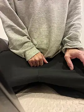 Snapshot of saku_chan_live chatting on January 6, 2025, 4:13 pm saku chan live online show from January 6, 2025, 4:13 pm