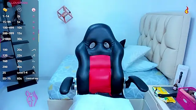 nailah love1 online show from February 27, 2026, 12:27 pm