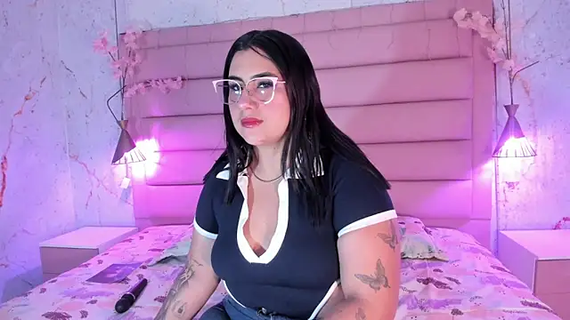 Snapshot of sabrinamilani chatting on December 22, 2025, 11:49 pm sabrinamilani online show from December 22, 2025, 11:49 pm