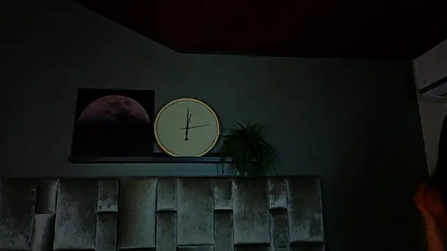 alaia-rogers online show from November 10, 2025, 11:37 am