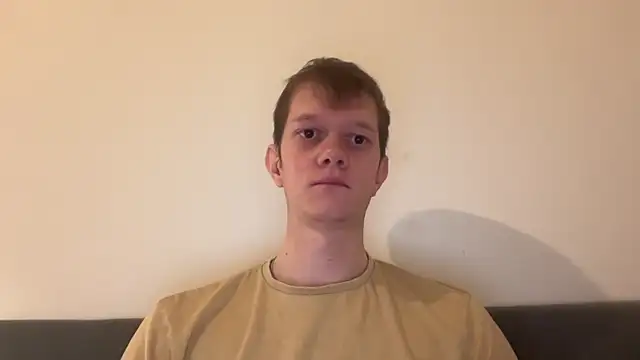 Snapshot of Cube933 chatting on October 21, 2025, 7:02 pm Cube933 online show from October 21, 2025, 7:02 pm