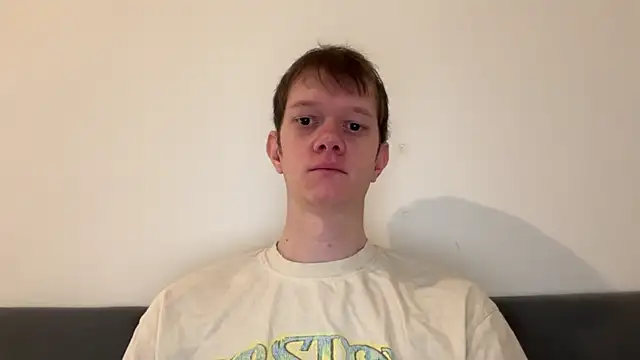 Snapshot of Cube933 chatting on October 31, 2025, 10:34 am Cube933 online show from October 31, 2025, 10:34 am