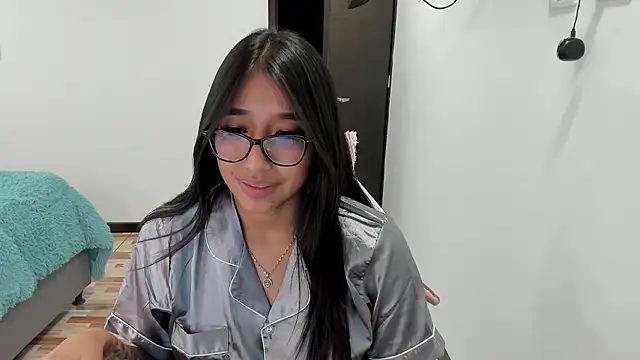 isa bellaa0 online show from February 19, 2025, 1:51 am