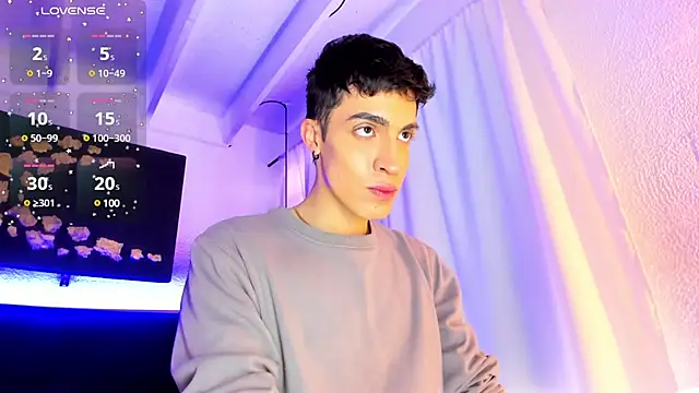 Snapshot of Angel_Snowhotxxx chatting on January 17, 2025, 2:50 pm Angel Snowhotxxx online show from January 17, 2025, 2:50 pm