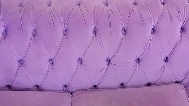 IceDanielles online show from May 7, 2026, 1:47 pm