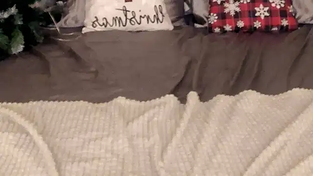 IceDanielles online show from January 12, 2026, 1:40 pm