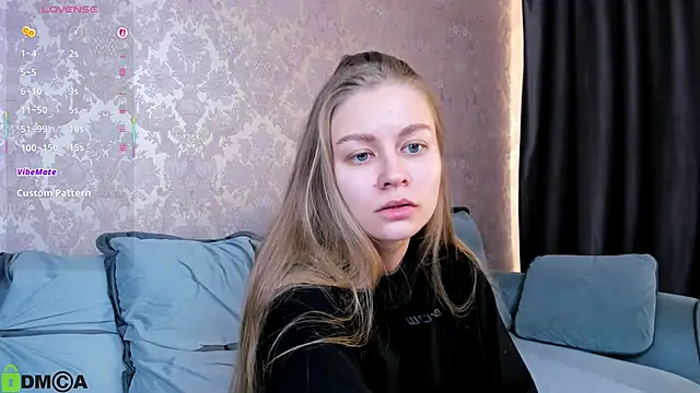 Snapshot of Polumna_cute chatting on October 23, 2025, 8:35 am Polumna cute online show from October 23, 2025, 8:35 am