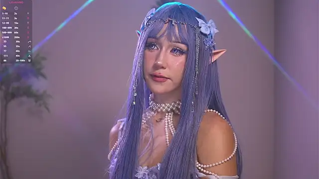 Snapshot of Bella-Franco chatting on September 8, 2025, 9:36 pm Bella-Franco online show from September 8, 2025, 9:36 pm