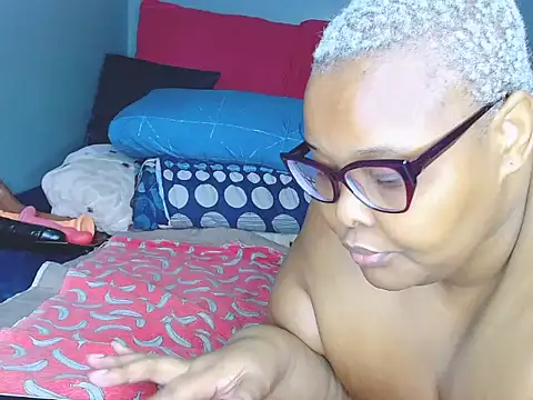 Snapshot of fatafricanqueen chatting on July 2, 2026, 7:09 pm fatafricanqueen online show from July 2, 2026, 7:09 pm