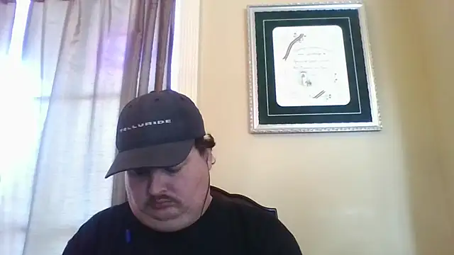 Snapshot of YelpedAverting chatting on October 24, 2025, 8:41 pm YelpedAverting online show from October 24, 2025, 8:41 pm