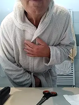 MATTIS11 online show from November 20, 2025, 8:37 am