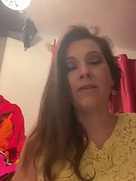 Snapshot of Lwhite1 chatting on March 15, 2025, 12:25 am Lwhite1 online show from March 15, 2025, 12:25 am