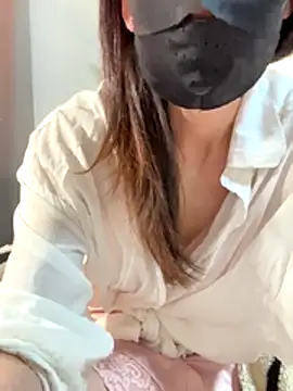 Annabody online show from November 13, 2025, 5:55 am