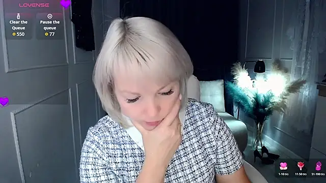 Juarnea online show from November 6, 2025, 10:30 am