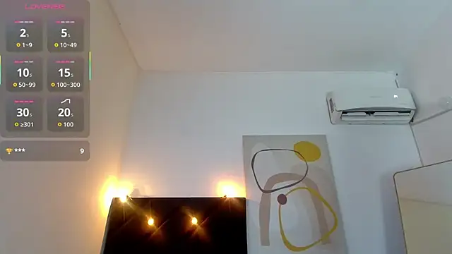 littleebonny online show from May 19, 2026, 1:56 am