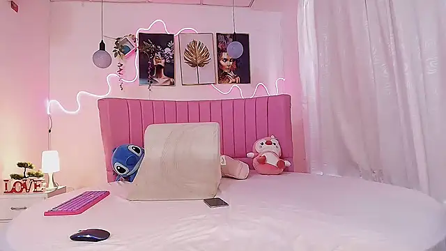 Azul horney online show from November 19, 2025, 9:26 pm