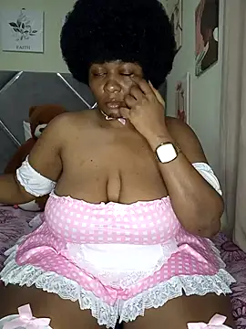 Snapshot of CocoBootyyy chatting on September 21, 2025, 3:22 am CocoBootyyy online show from September 21, 2025, 3:22 am