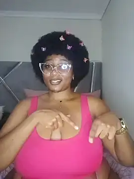 Snapshot of CocoBootyyy chatting on February 26, 2025, 11:09 pm CocoBootyyy online show from February 26, 2025, 11:09 pm