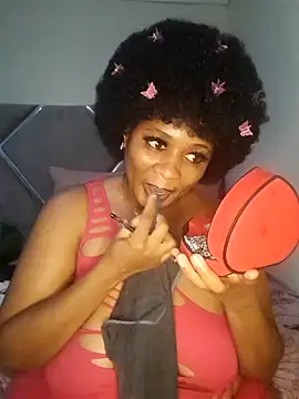 Snapshot of CocoBootyyy chatting on February 28, 2025, 9:12 pm CocoBootyyy online show from February 28, 2025, 9:12 pm