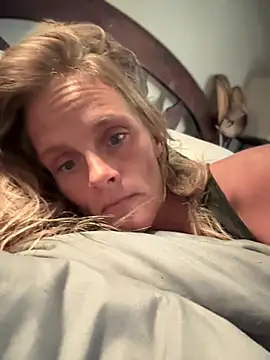 vixendoll87 online show from February 27, 2025, 3:37 pm