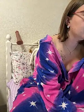 Snapshot of BeatriceTender chatting on September 17, 2025, 6:43 pm BeatriceTender online show from September 17, 2025, 6:43 pm