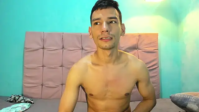 Snapshot of Brutal-sex-room-latino chatting on January 3, 2025, 4:00 am Brutal-sex-room-latino online show from January 3, 2025, 4:00 am