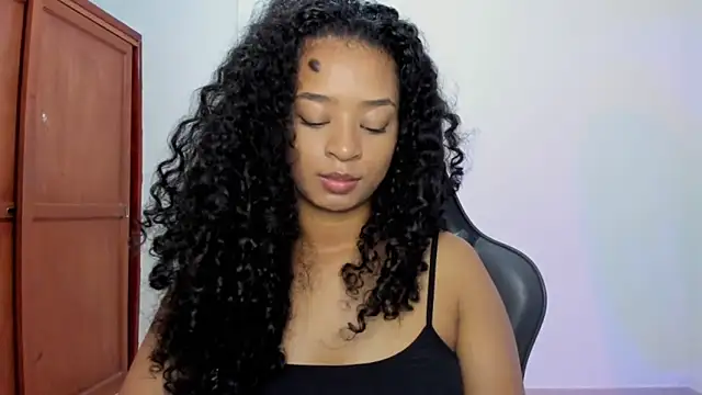 avellanatammy online show from November 6, 2025, 12:36 am