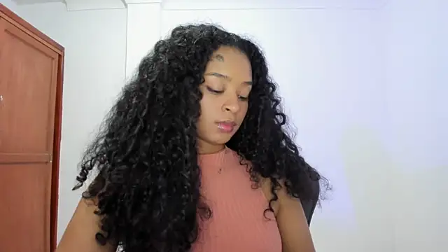 avellanatammy online show from October 16, 2025, 12:41 am