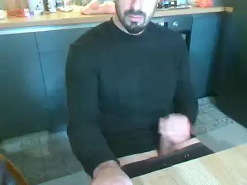 giorgakaci69 online show from December 2, 2024, 11:07 am