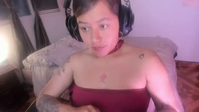 StephaniFox online show from March 10, 2026, 1:42 am