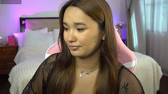 Snapshot of immahawaii chatting on November 23, 2025, 3:27 am immahawaii online show from November 23, 2025, 3:27 am