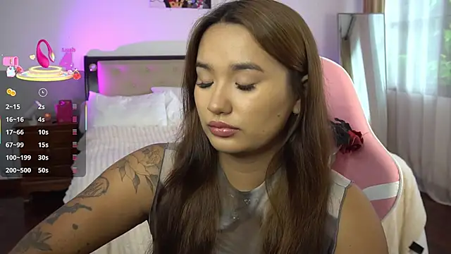 Snapshot of immahawaii chatting on November 7, 2025, 3:33 am immahawaii online show from November 7, 2025, 3:33 am