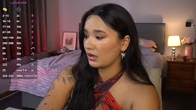 Snapshot of immahawaii chatting on March 17, 2025, 3:47 am immahawaii online show from March 17, 2025, 3:47 am