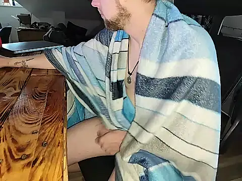 twinkish 90 online show from December 4, 2025, 7:51 am