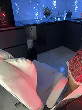 Snapshot of Melisa_Ester chatting on December 3, 2025, 4:28 pm Melisa Ester online show from December 3, 2025, 4:28 pm