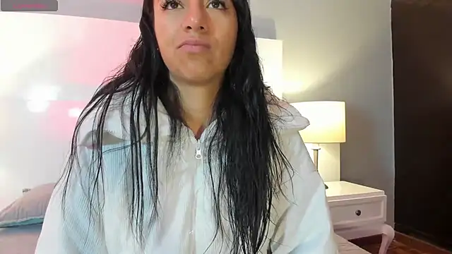 Tamaraakins online show from November 16, 2025, 12:54 pm