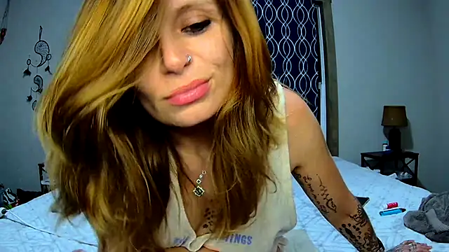 Snapshot of ZeelaXoXo chatting on December 3, 2024, 8:55 am ZeelaXoXo online show from December 3, 2024, 8:55 am