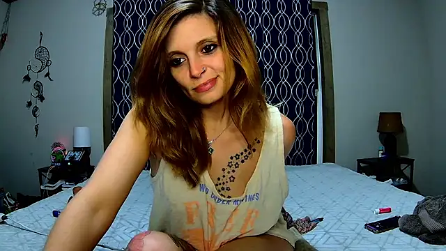 Snapshot of ZeelaXoXo chatting on December 3, 2024, 5:48 am ZeelaXoXo online show from December 3, 2024, 5:48 am