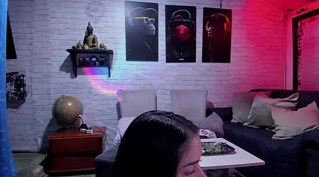 Kimmymadison- online show from February 27, 2025, 8:53 pm