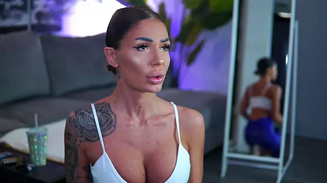 RaquelleVon online show from February 10, 2026, 10:14 am