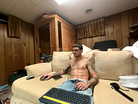 Snapshot of hungkubenski chatting on October 22, 2025, 10:36 am hungkubenski online show from October 22, 2025, 10:36 am