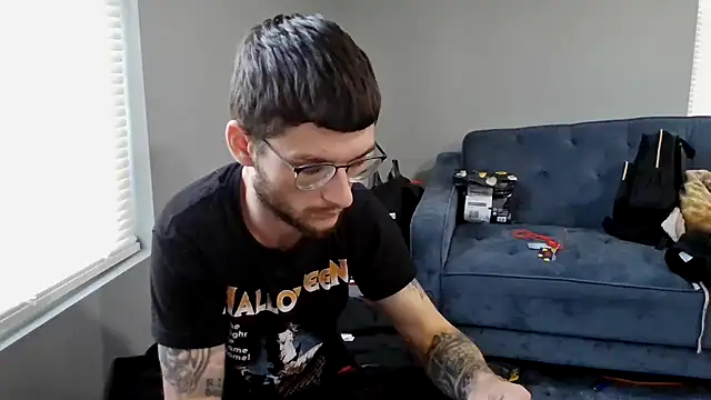 Snapshot of hungkubenski chatting on November 27, 2025, 12:27 pm hungkubenski online show from November 27, 2025, 12:27 pm