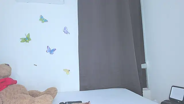 sofiacastillo01 online show from March 24, 2026, 8:42 pm