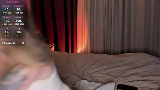 Snapshot of LoveGameSexx chatting on October 23, 2025, 5:00 pm LoveGameSexx online show from October 23, 2025, 5:00 pm