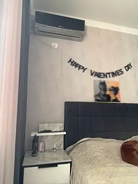 Snapshot of LoveGameSexx chatting on March 1, 2025, 8:13 am LoveGameSexx online show from March 1, 2025, 8:13 am