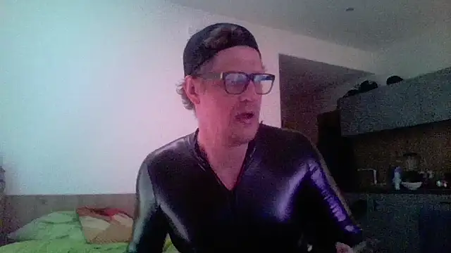 Bigthroaterboy online show from March 20, 2026, 4:30 pm