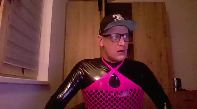 Bigthroaterboy online show from February 19, 2025, 9:03 pm