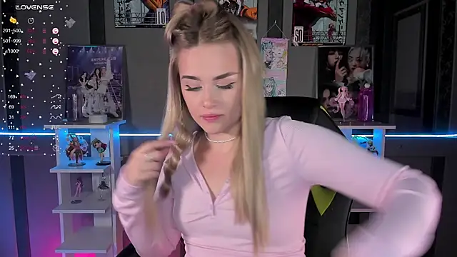 Ellen Soft online show from September 22, 2025, 5:19 pm