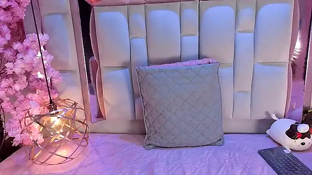 SaraMartini1 online show from January 9, 2026, 5:58 am